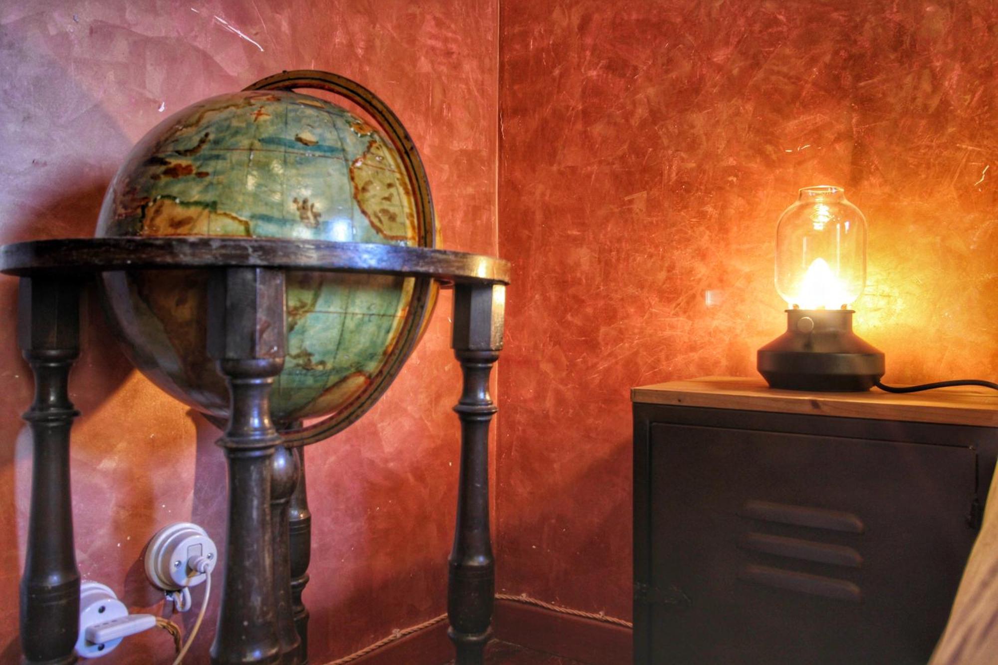 Trastevere Charming Romantic Loft By Yourhost — Foto 1